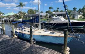 9100564 20231023135634583 1 XLARGE at Knot 10 Yacht Sales