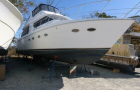 9098165 20231026165928316 1 XLARGE at Knot 10 Yacht Sales