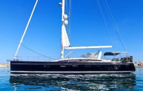 9221646 20240405105815900 1 XLARGE at Knot 10 Yacht Sales
