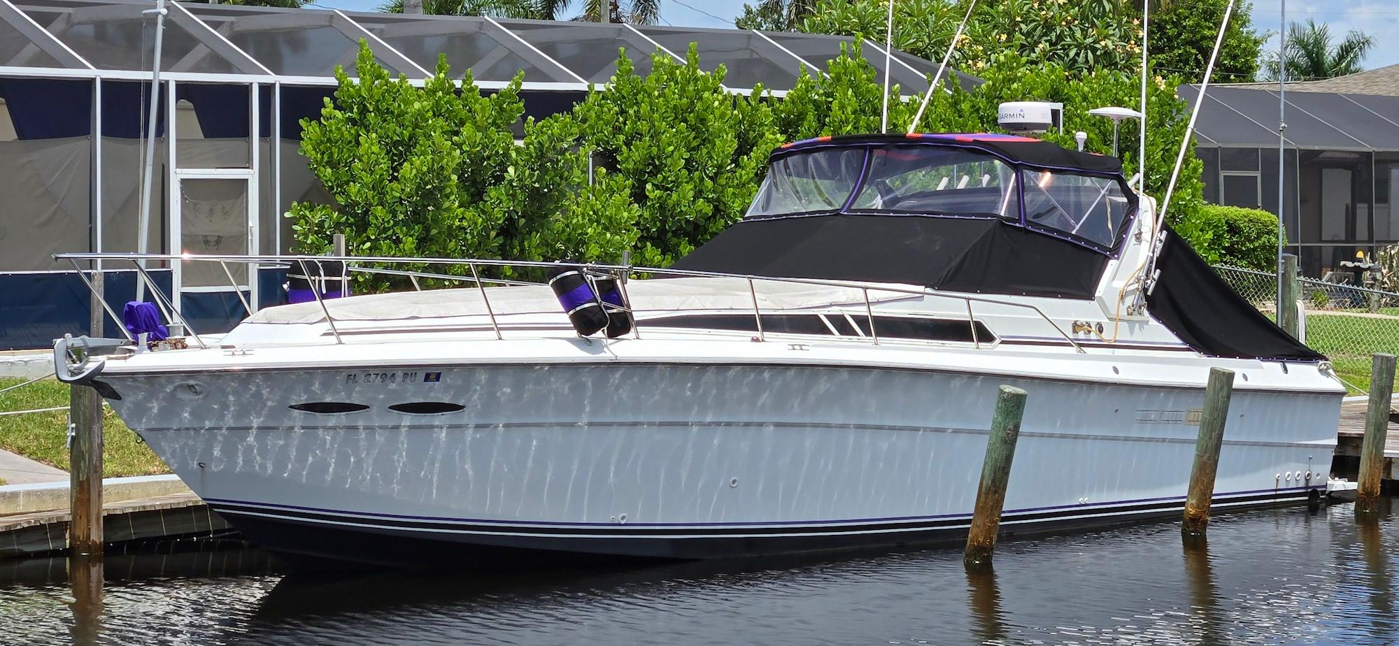 1989 Sea Ray 390 Express Cruiser