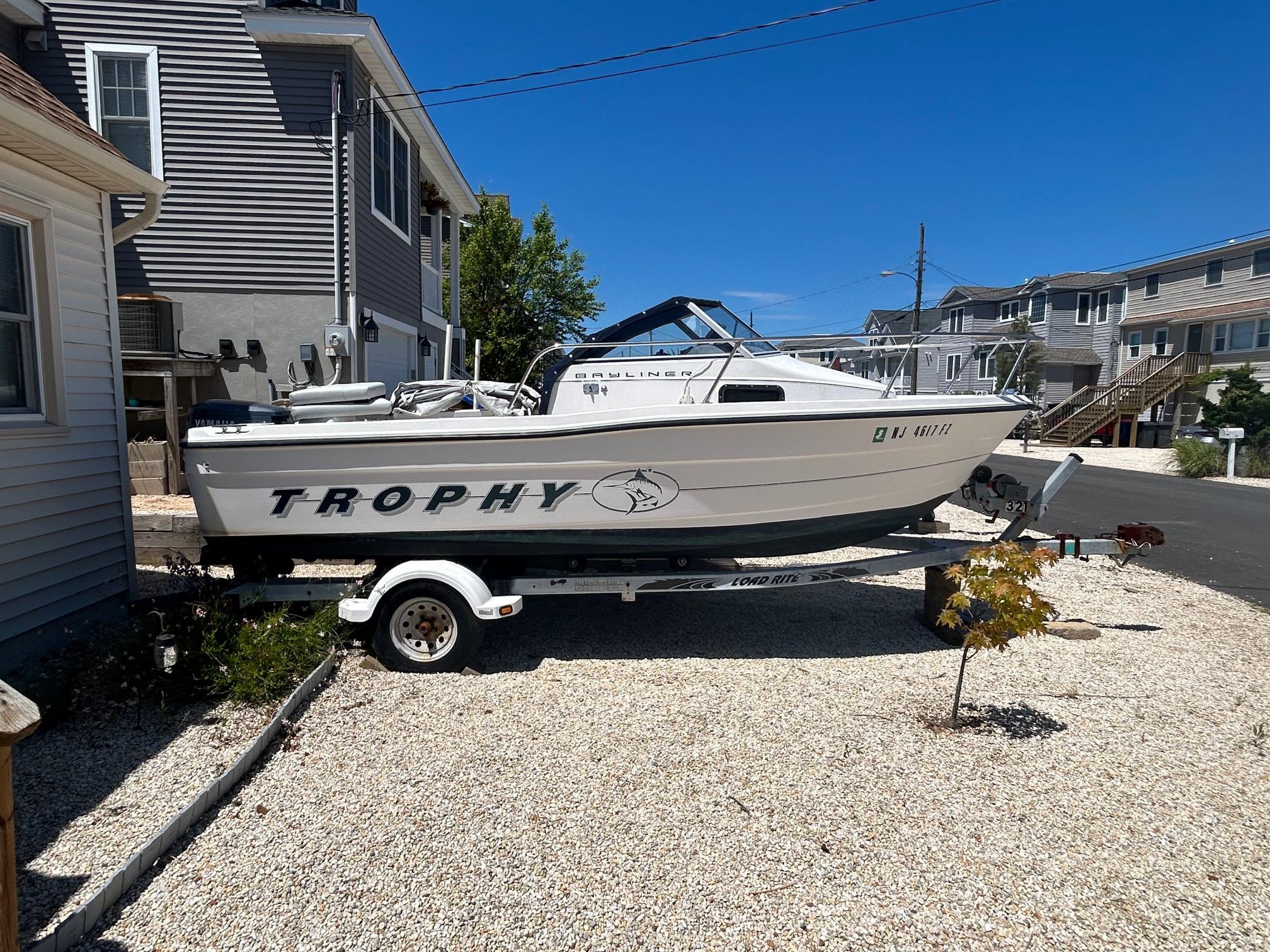 1995 Bayliner 1802 Trophy