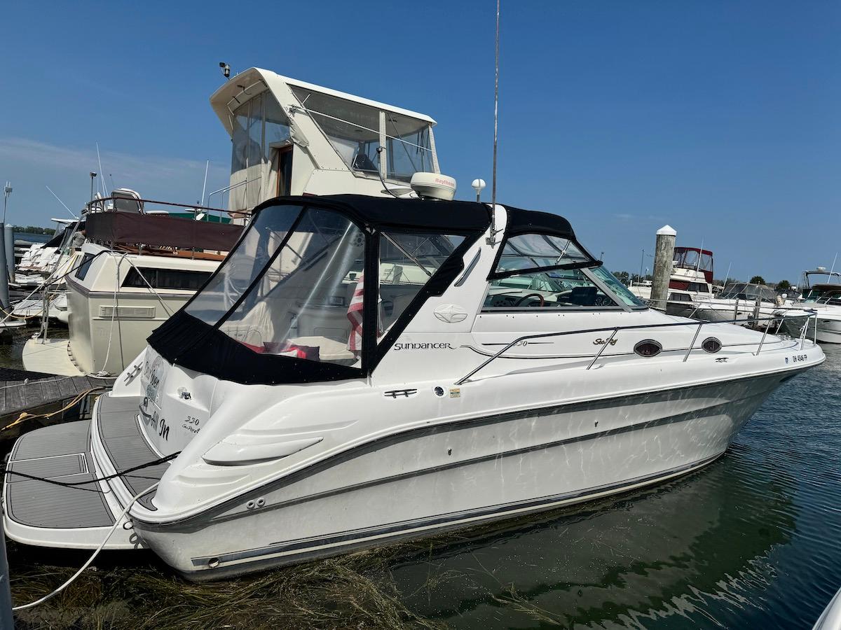 1997 Sea Ray 330 Sundancer