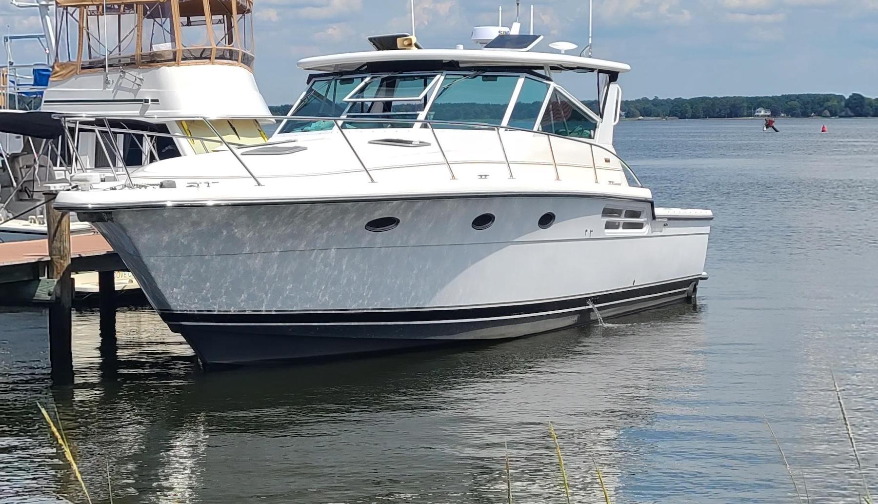 1999 Tiara Yachts 4100 Open