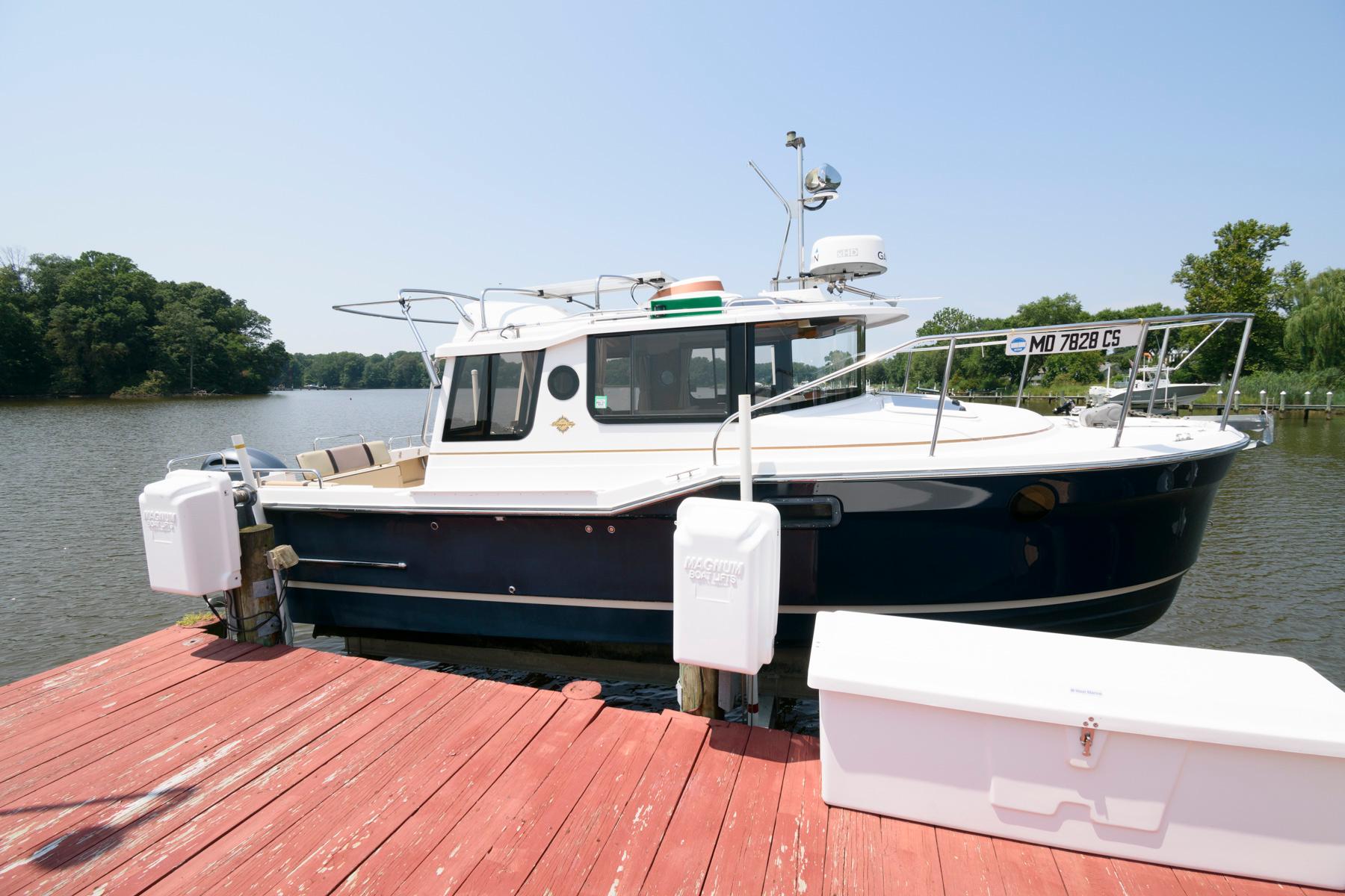 2018 Ranger Tugs R-23