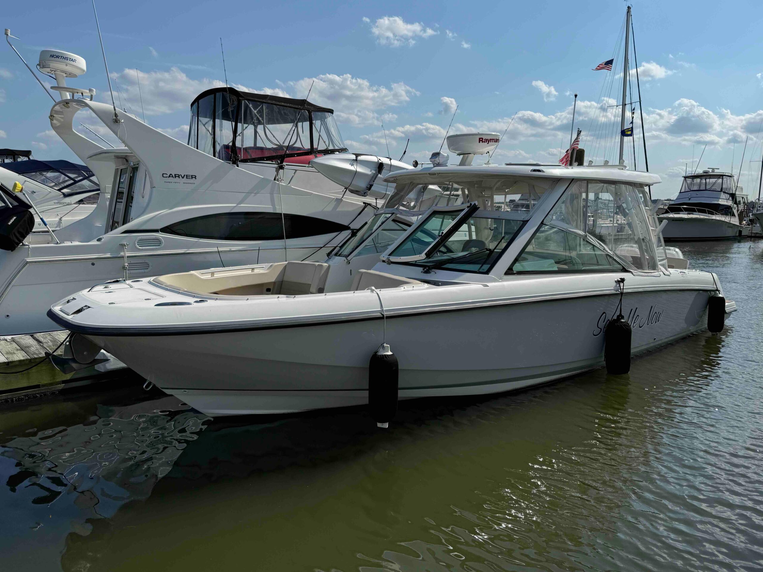 2019 Boston Whaler 320 Vantage