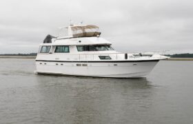 7898935 20211012112514846 1 XLARGE at Knot 10 Yacht Sales