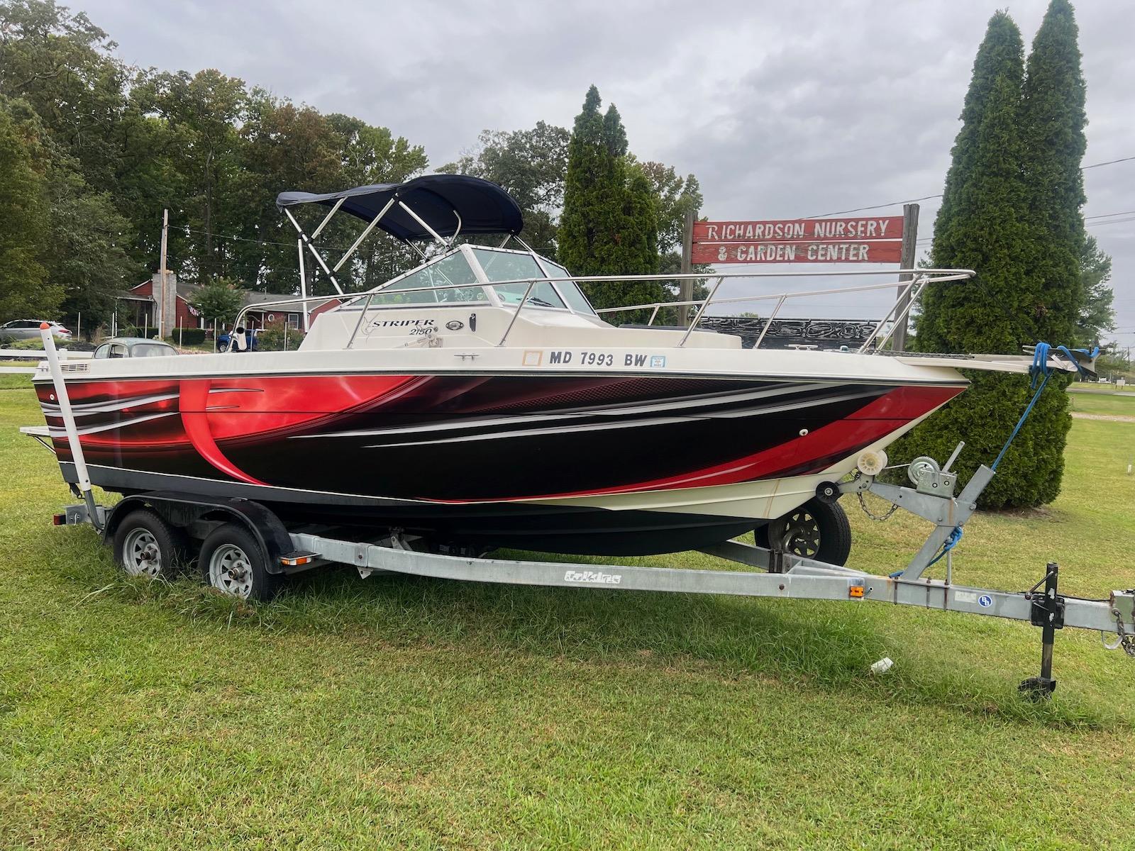 1998 Seaswirl Striper 2150 Walkaround