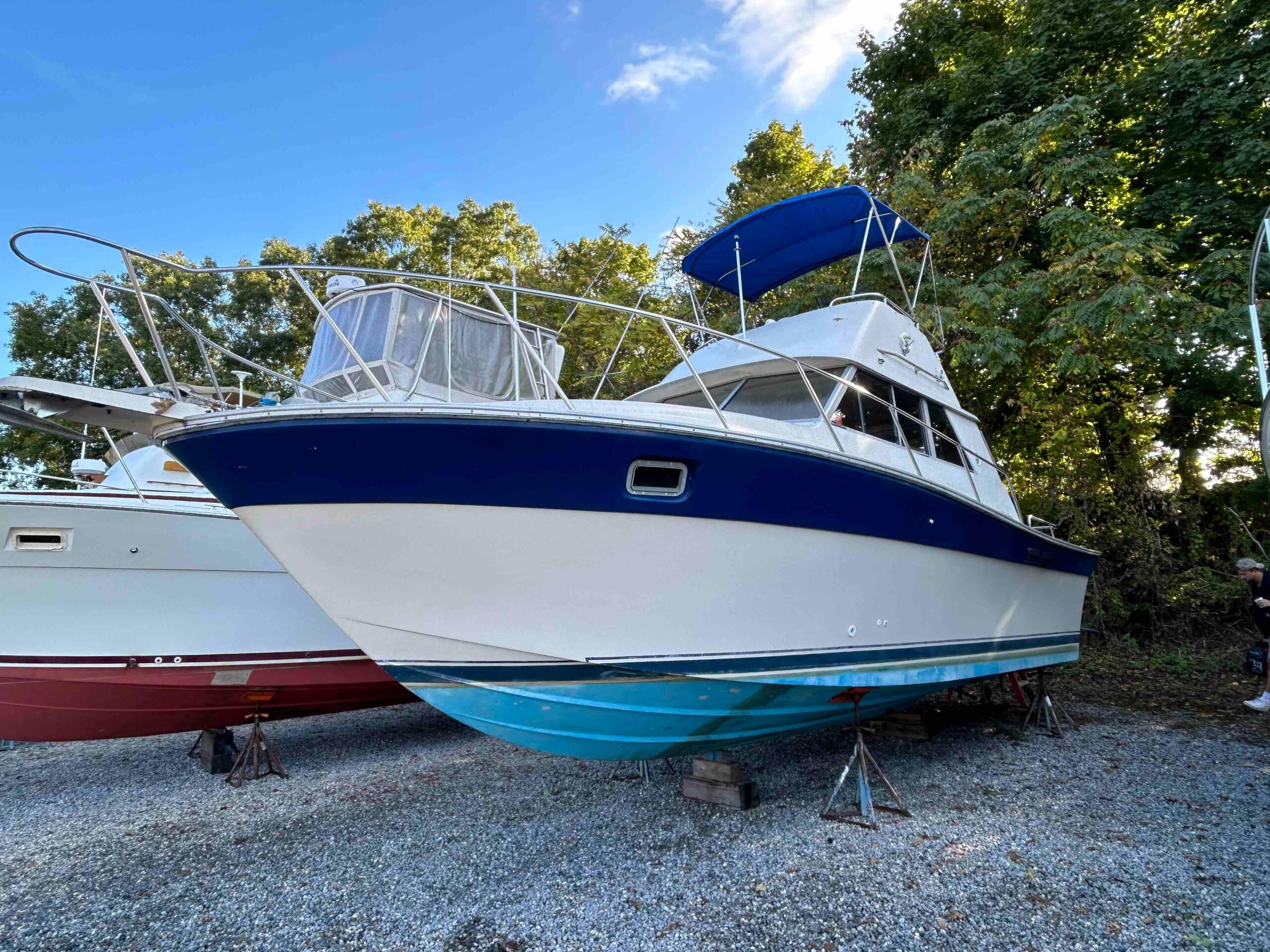 1986 Silverton 31 Convertible