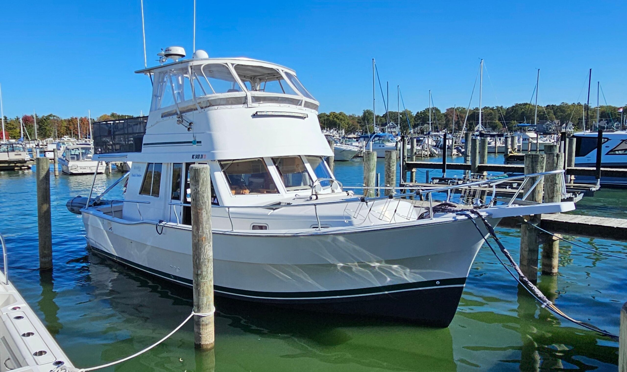 2000 Mainship 390 Trawler