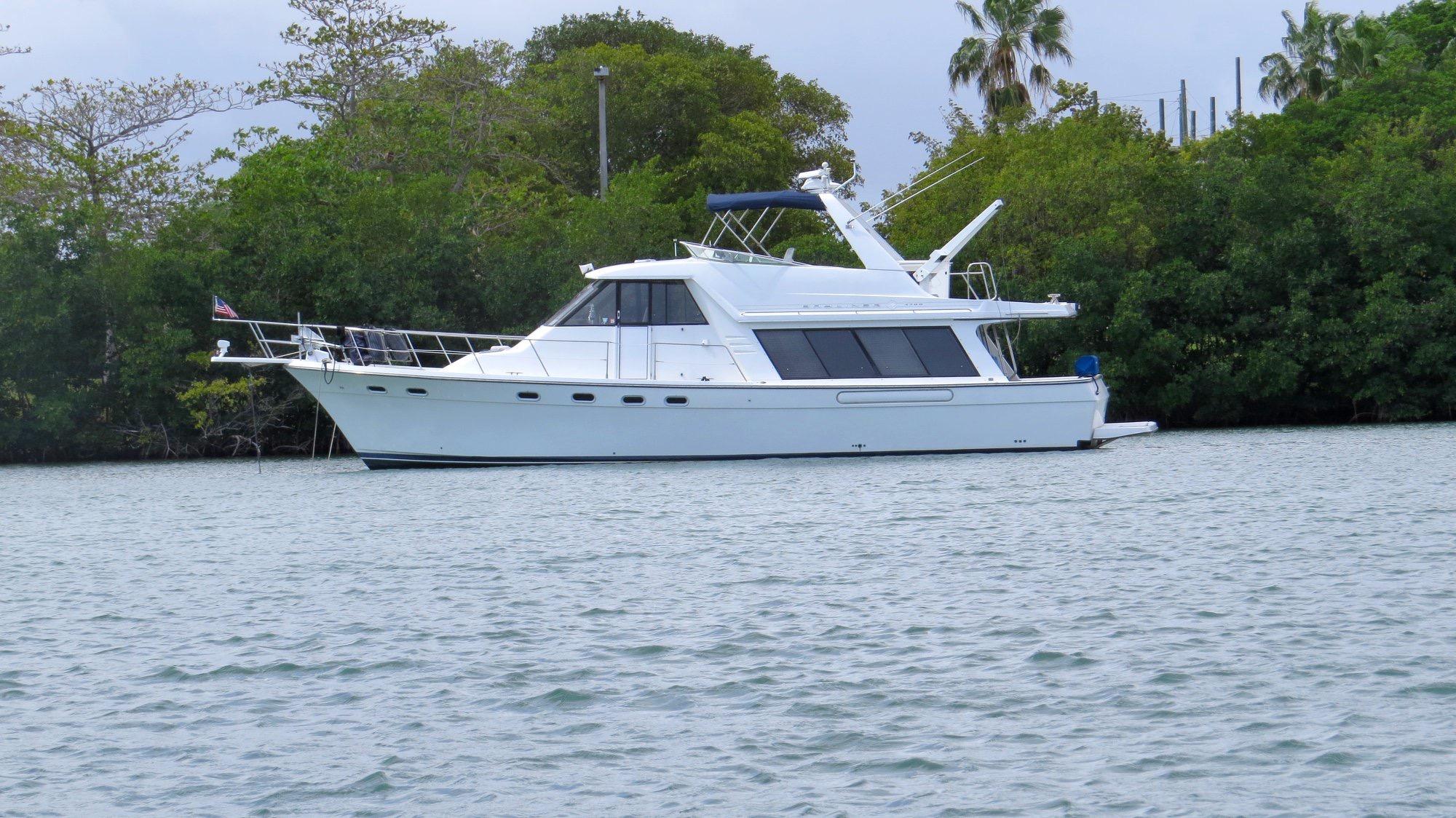 2000 Bayliner 4788 Pilot House Motoryacht