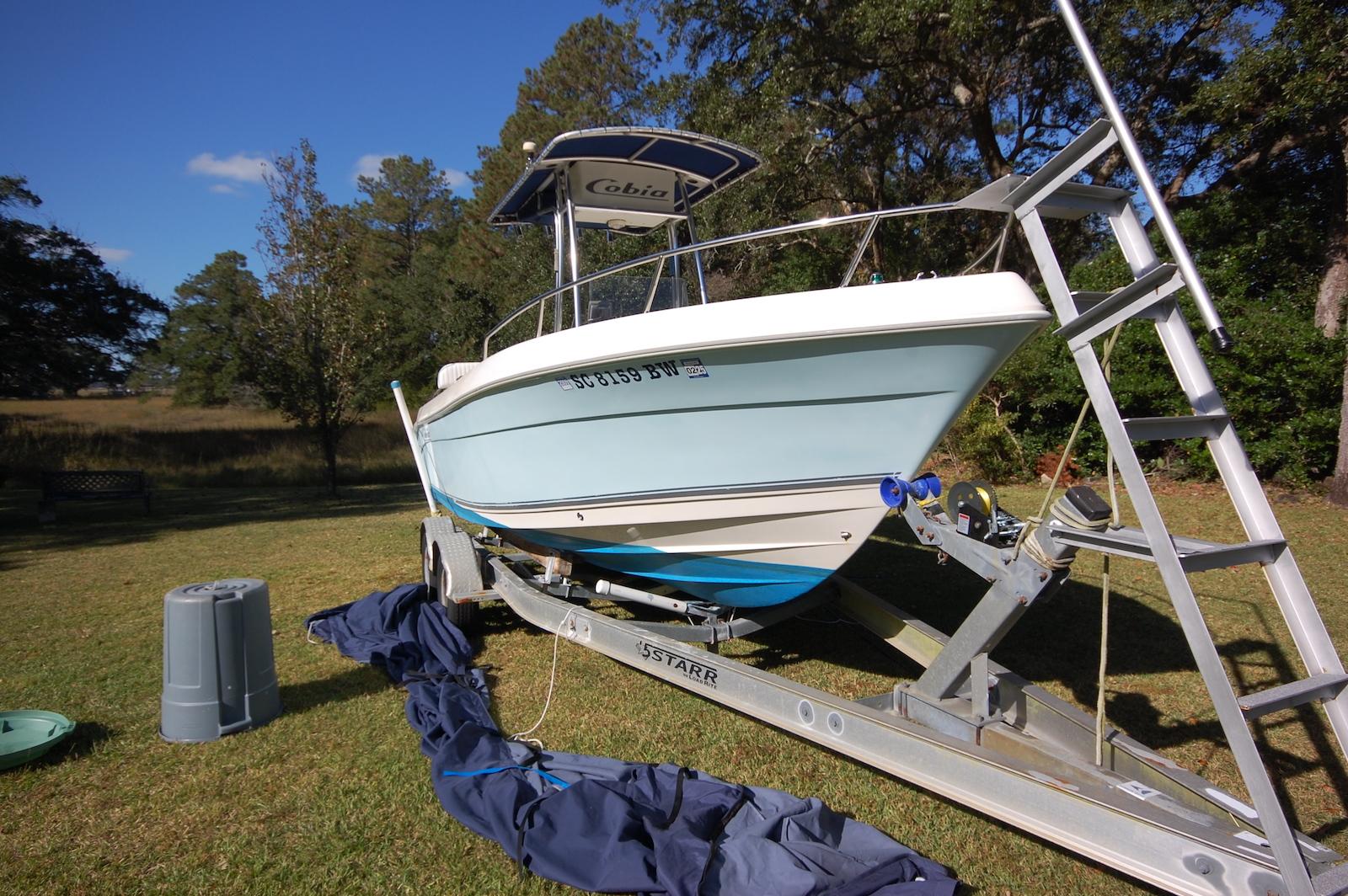 2007 Cobia 214 Center Console