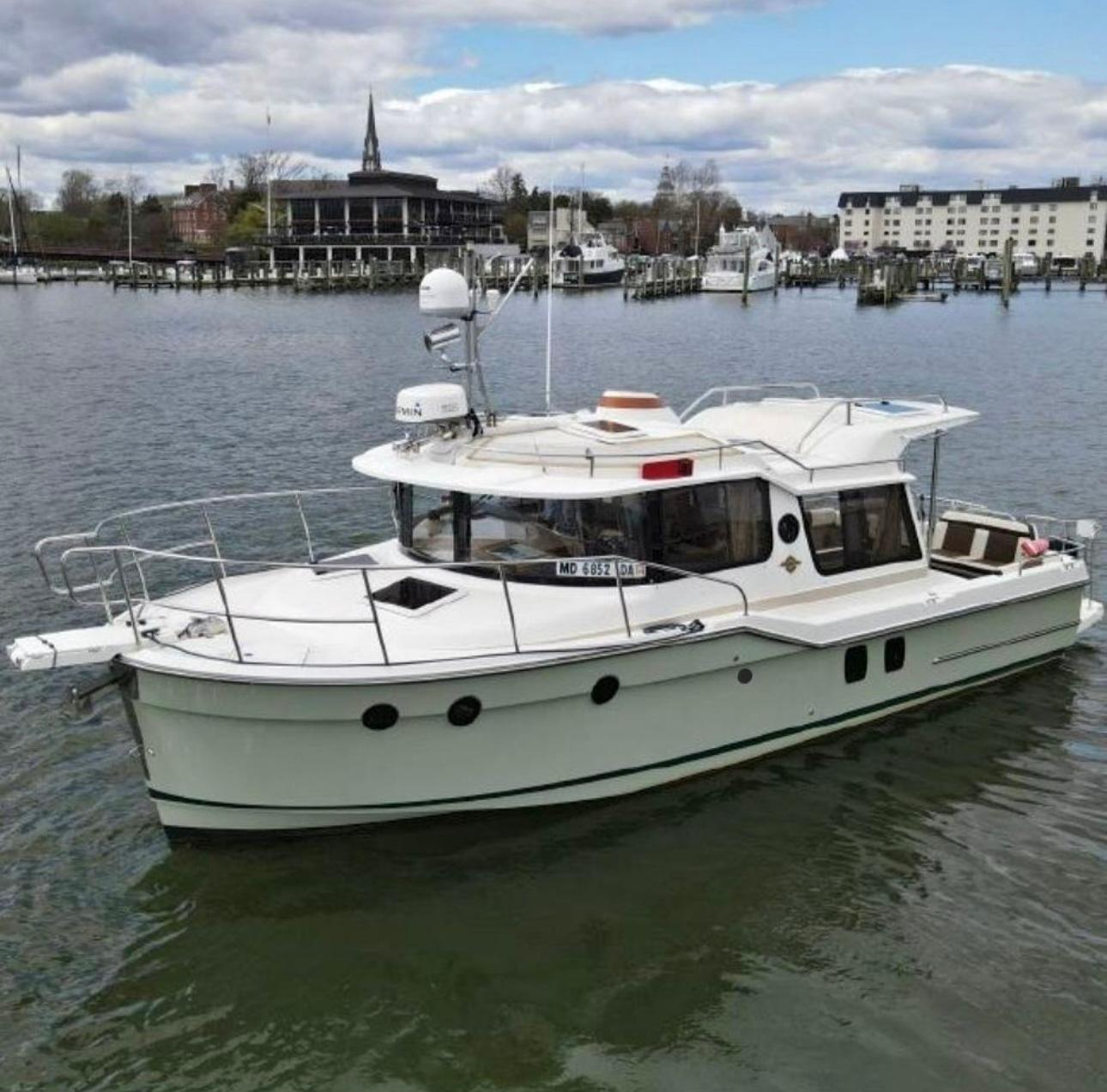 2015 Ranger Tugs R-29S