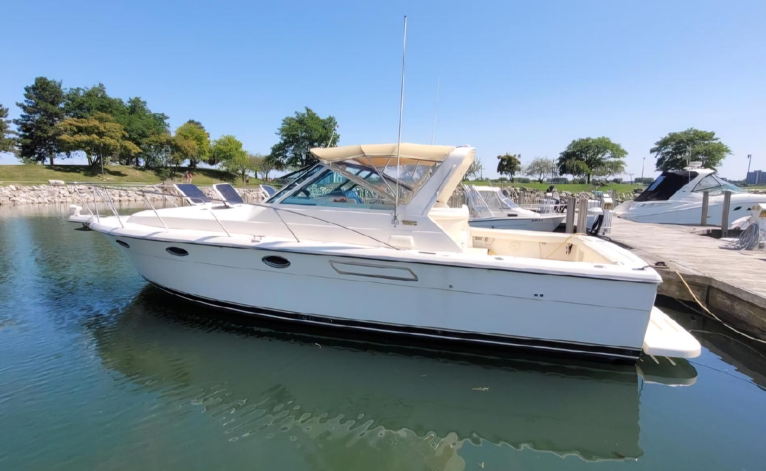 1994 Tiara Yachts 3100 Open