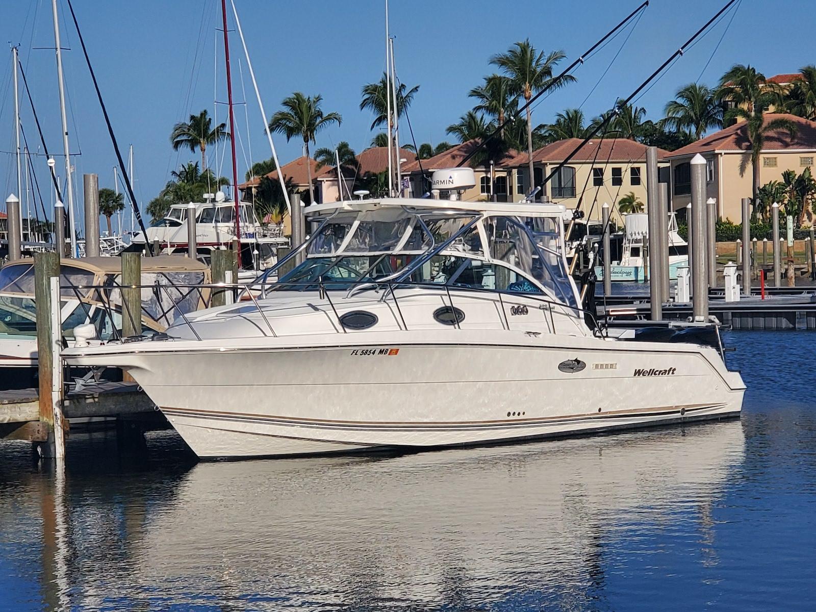 2001 Wellcraft 290 Coastal