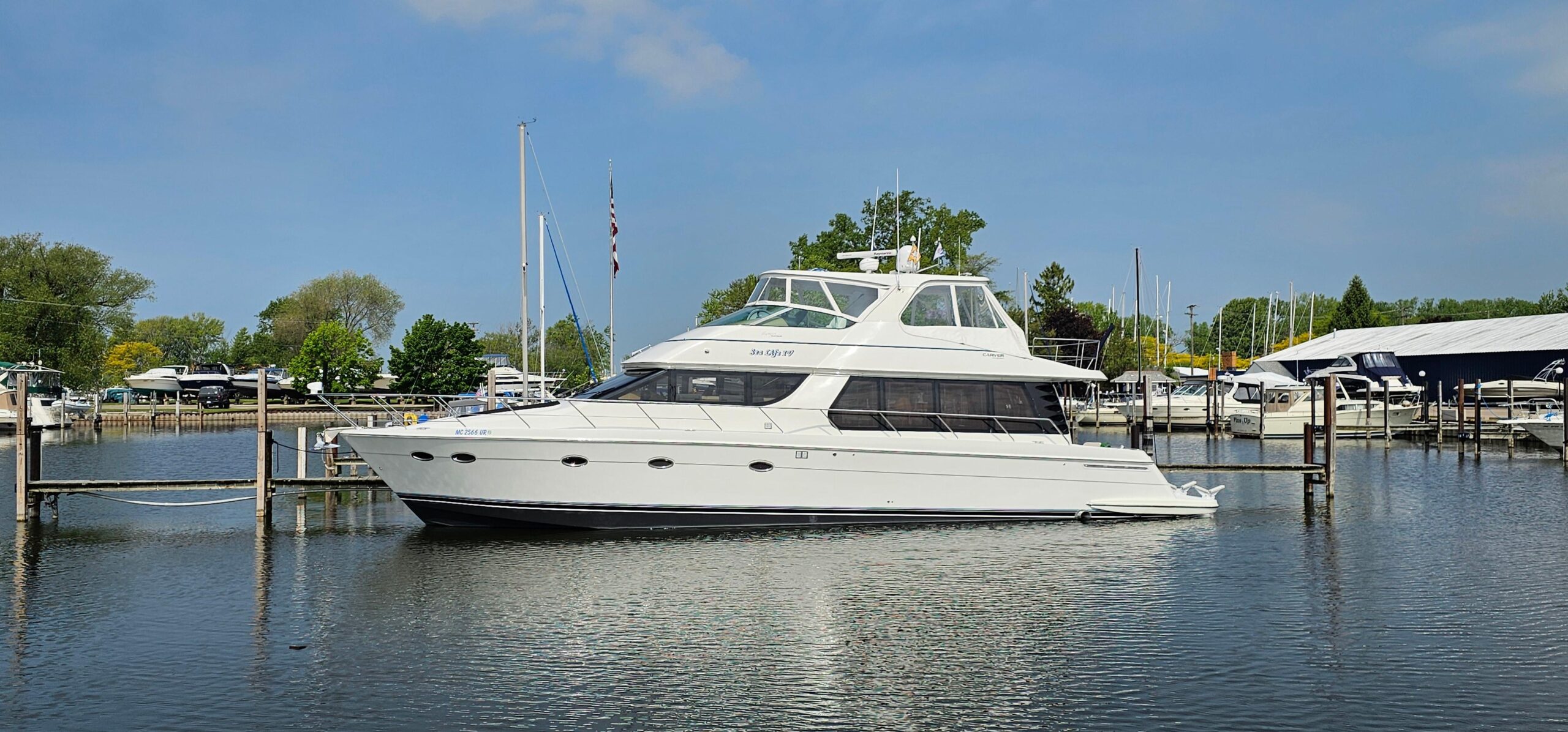 2003 Carver 570 Voyager Pilothouse