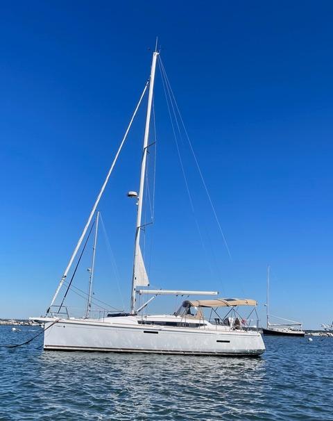 2017 Jeanneau Sun Odyssey 389