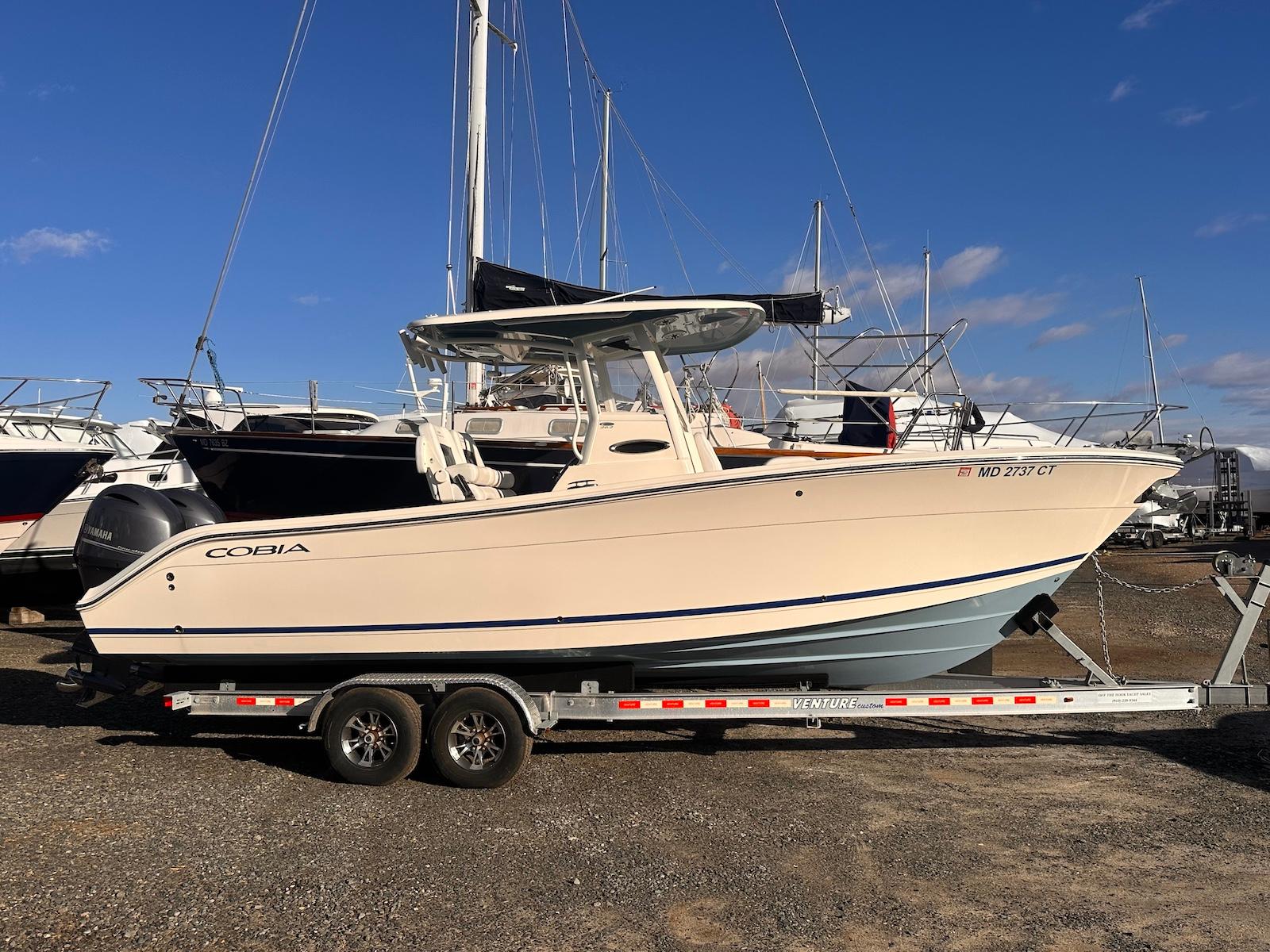 2020 Cobia 262 Center Console