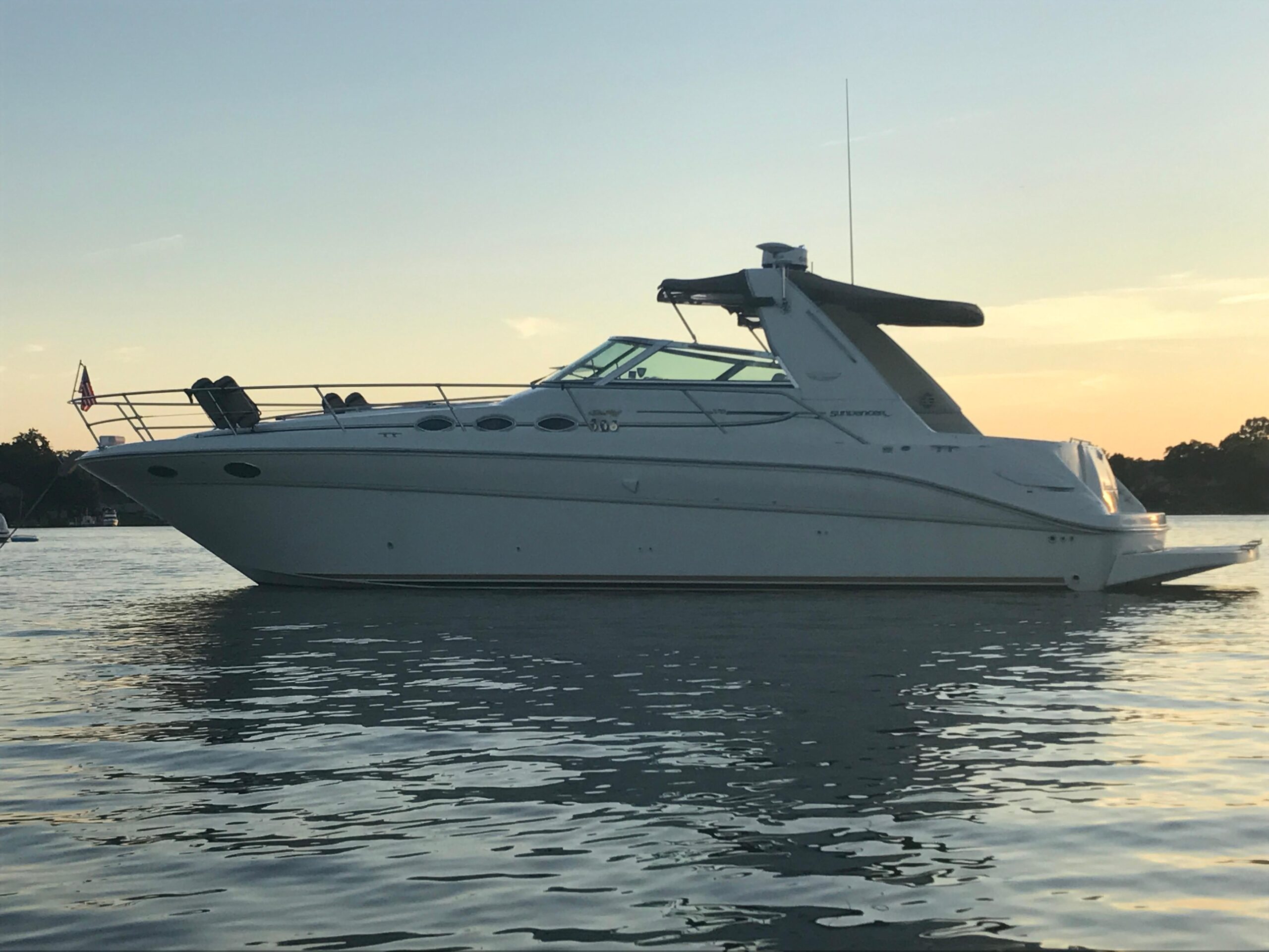 1998 Sea Ray 370 Sundancer