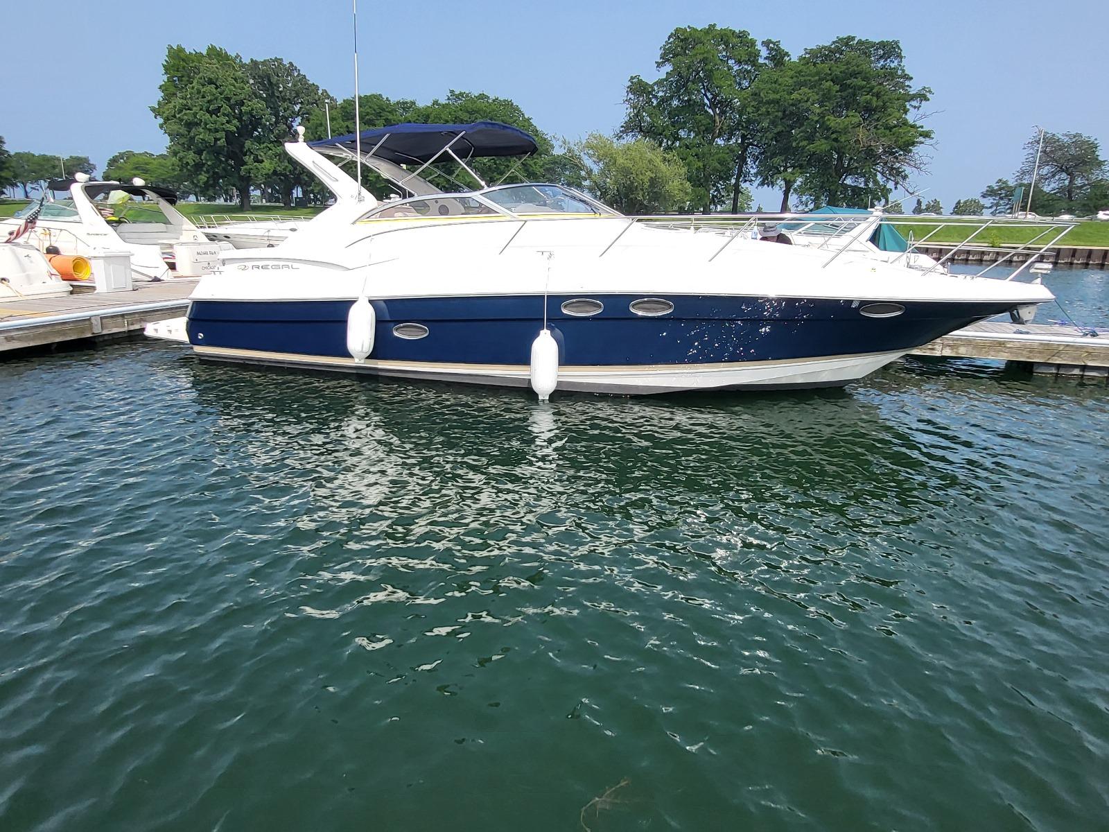 2008 Regal 3760 Sportyacht