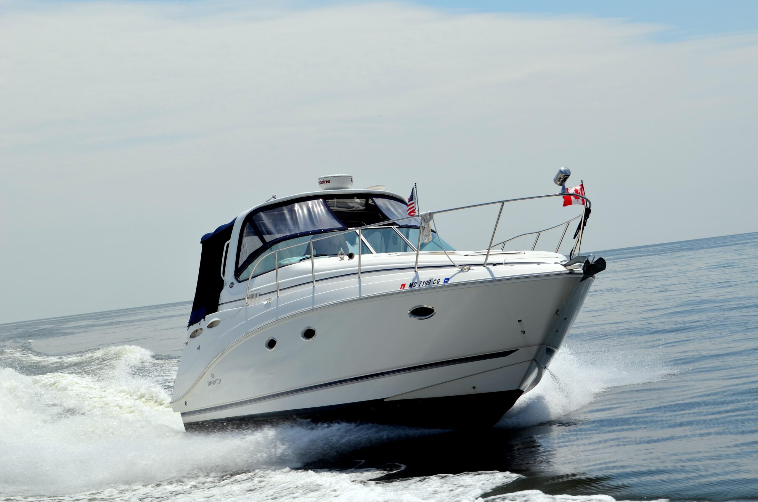 2007 Rinker 350 Express Cruiser