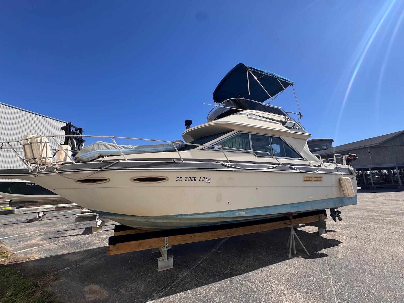 1987 Sea Ray 265 Sedan Bridge