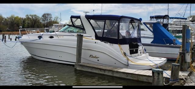 2004 Rinker Fiesta Vee 342