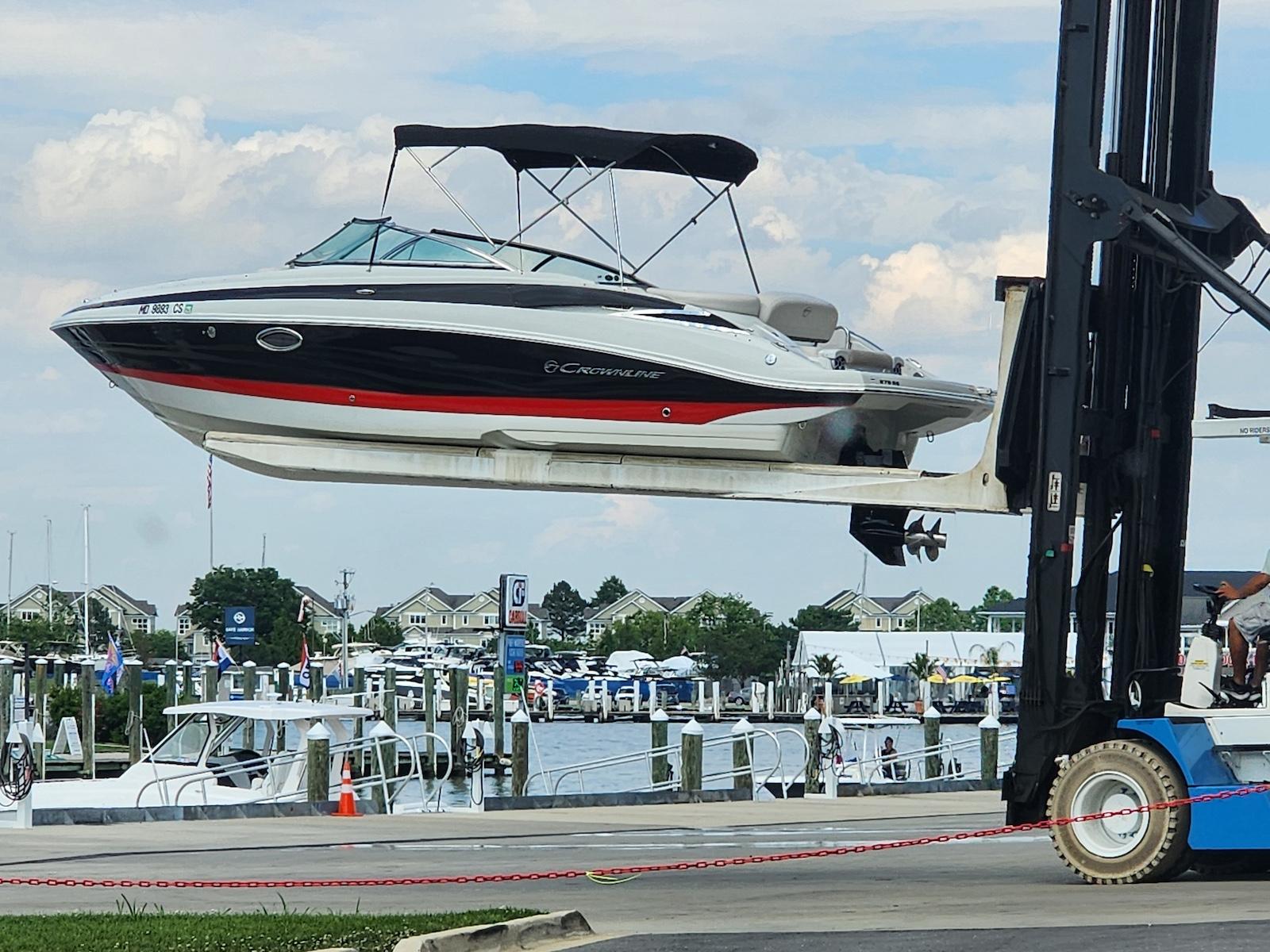 2017 Crownline 275 SS