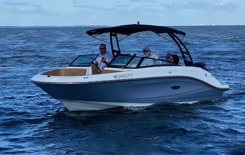 2018 Sea Ray SPX 230 OB