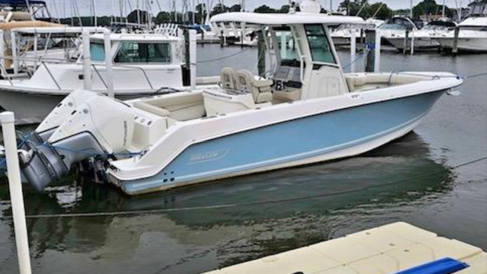 2021-boston-whaler-280-outrage-power-9686747-20250218121515974-1_XLARGE.jpg