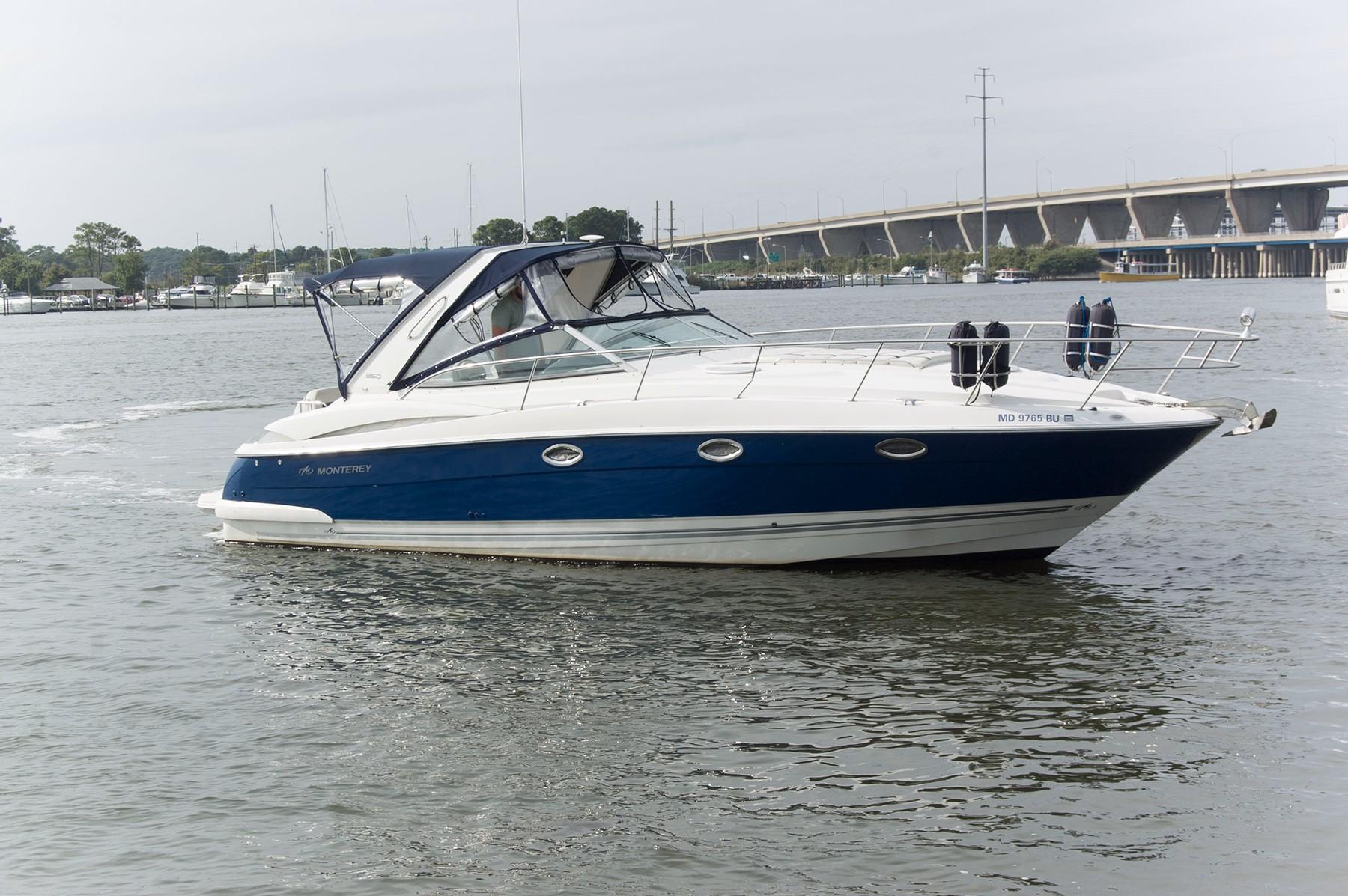 2005 Monterey 350 Sport Yacht