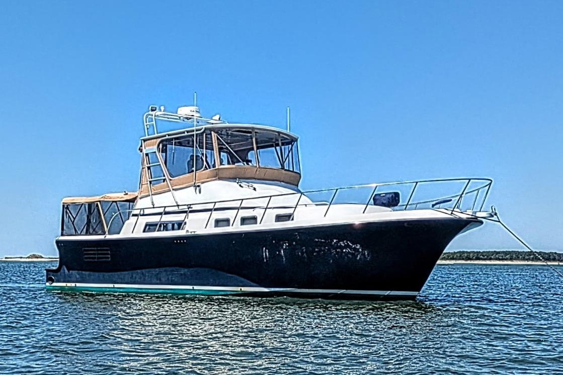2007 Albin 45 Command Bridge in Charleston, SC | Knot 10